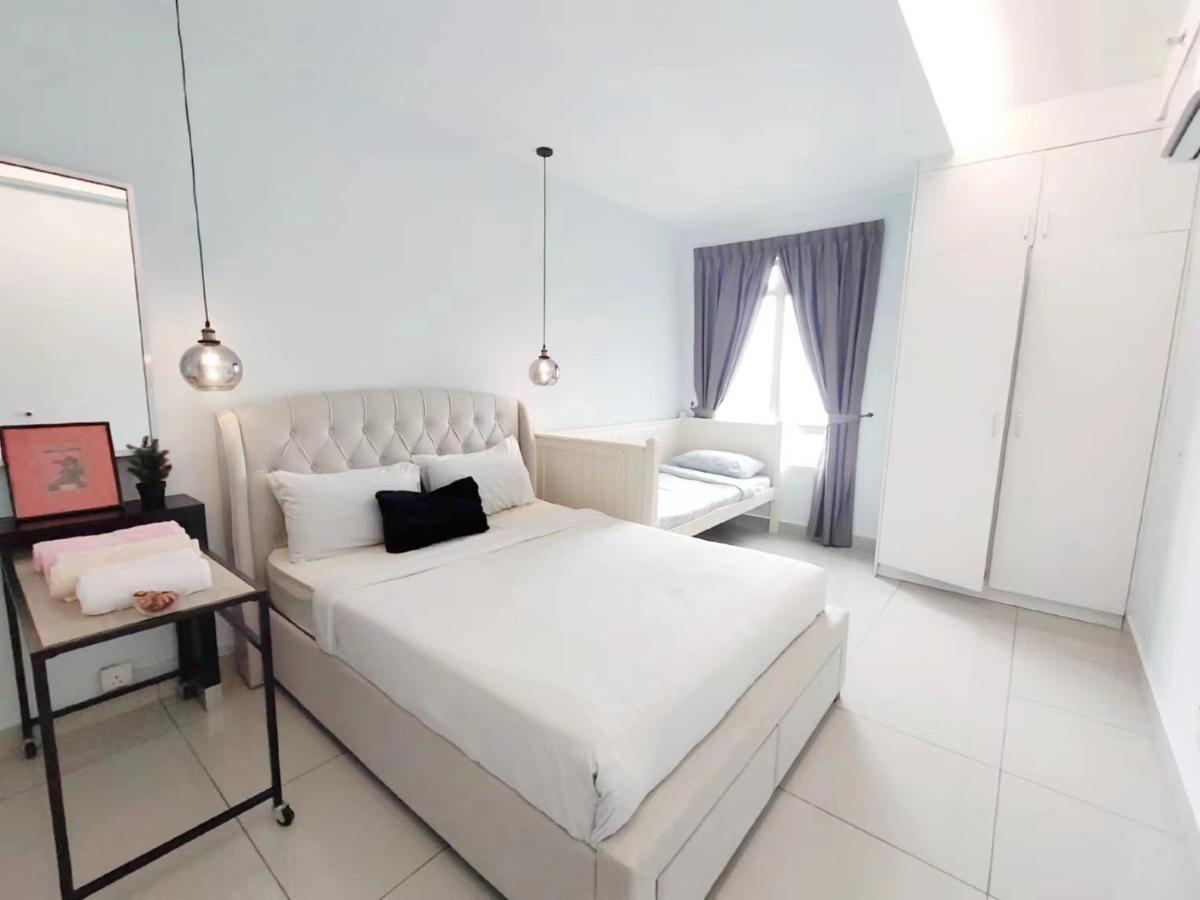 Mount Austin Burget Unit Unblock View #1br #2br #3br *