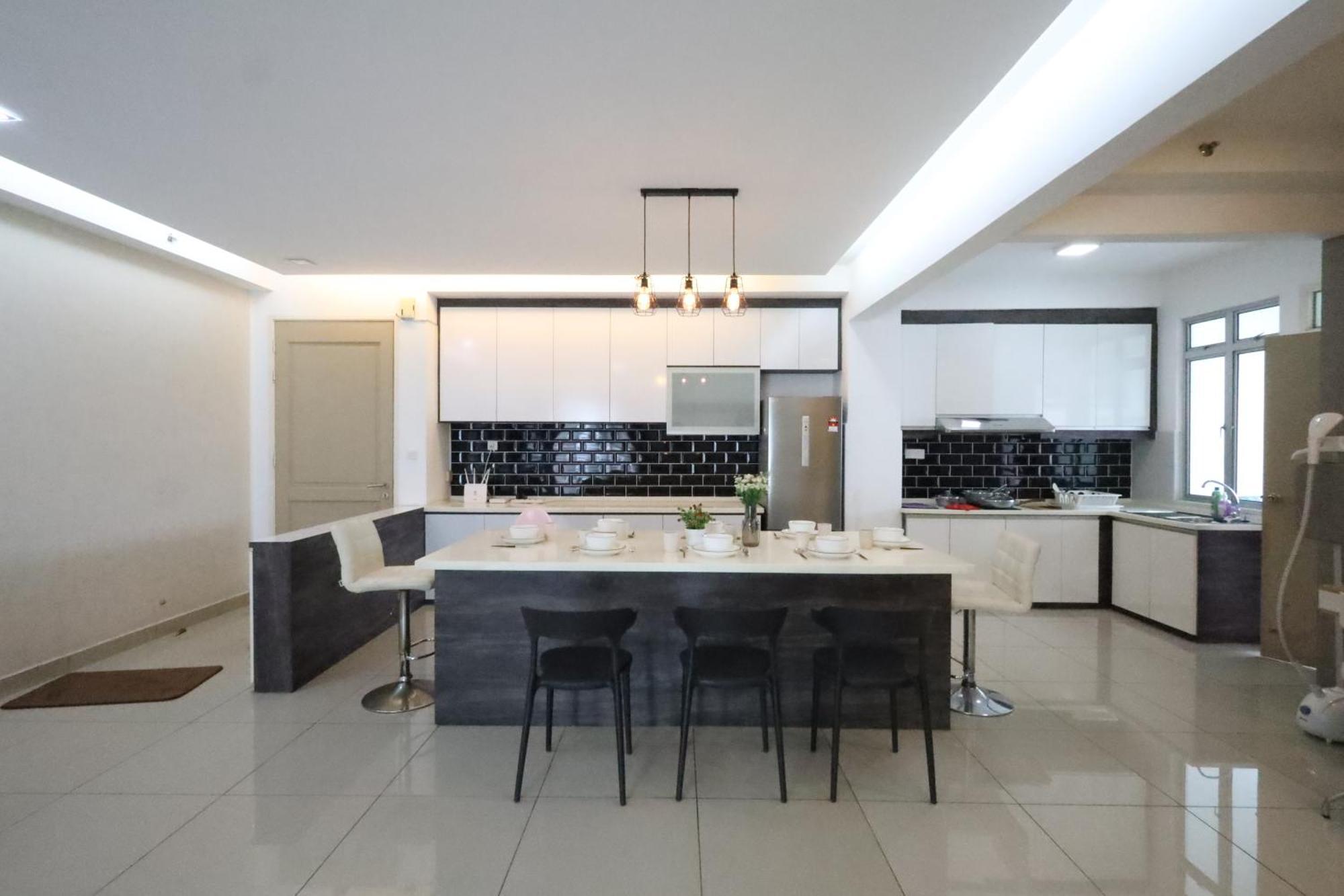 Mount Austin Burget Unit Unblock View #1br #2br #3br